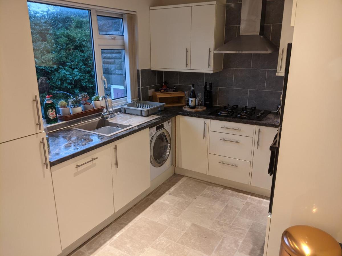 Fieldside View Sleeps 7 Village Near Whitby Sleights Bagian luar foto