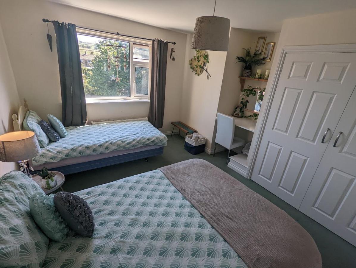 Fieldside View Sleeps 7 Village Near Whitby Sleights Bagian luar foto